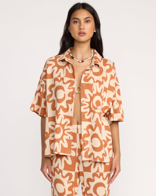 Lost-Waves-Tee-Sunburnt-1