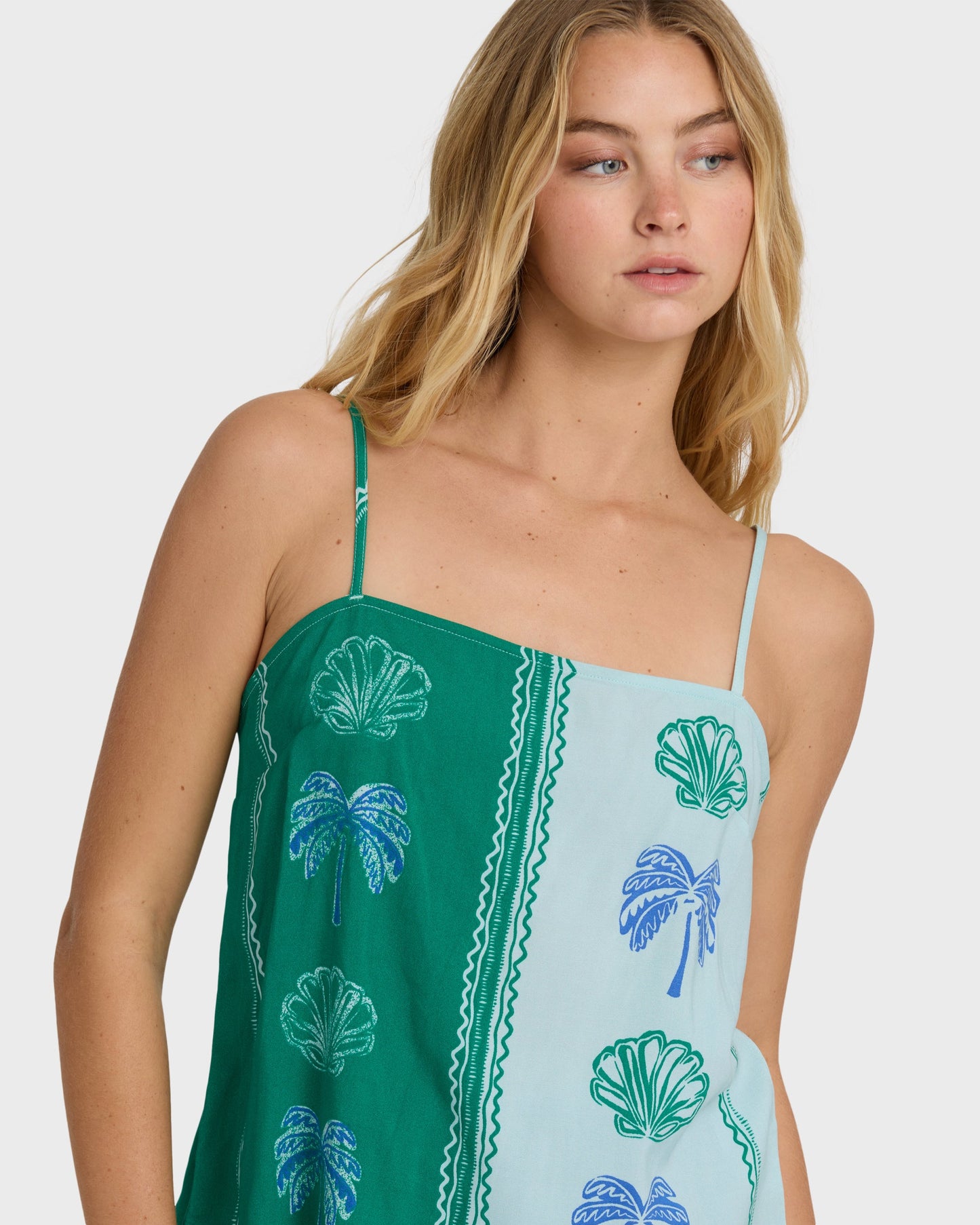 VACAY-DREAMS-WVN-TNK-POOL-BLUE-5
