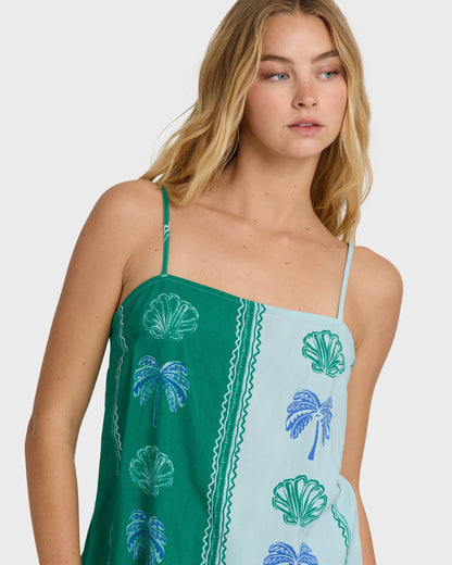 VACAY-DREAMS-WVN-TNK-POOL-BLUE-5