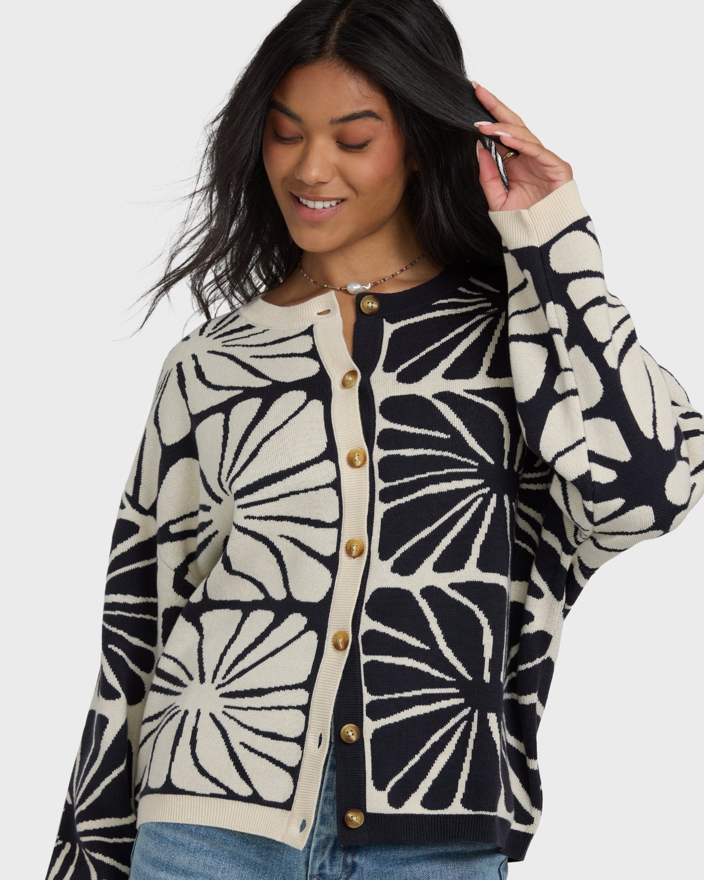 Overheated-Cardi-Black-Sands-5