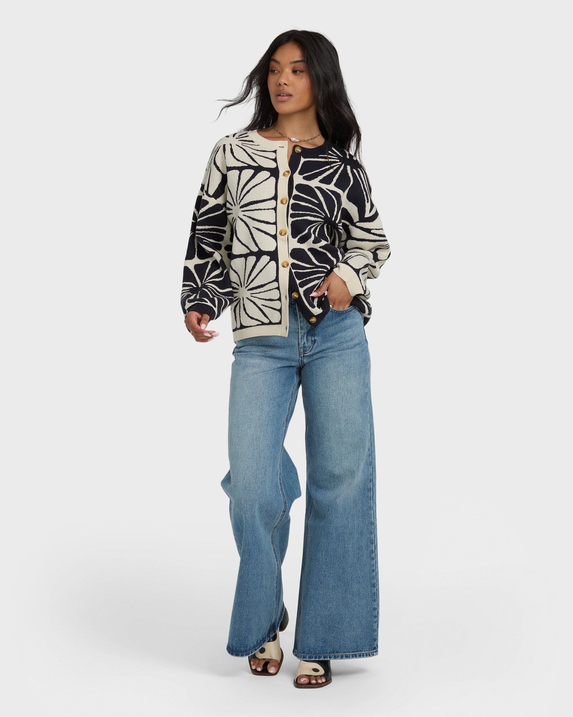 Overheated-Cardi-Black-Sands-4