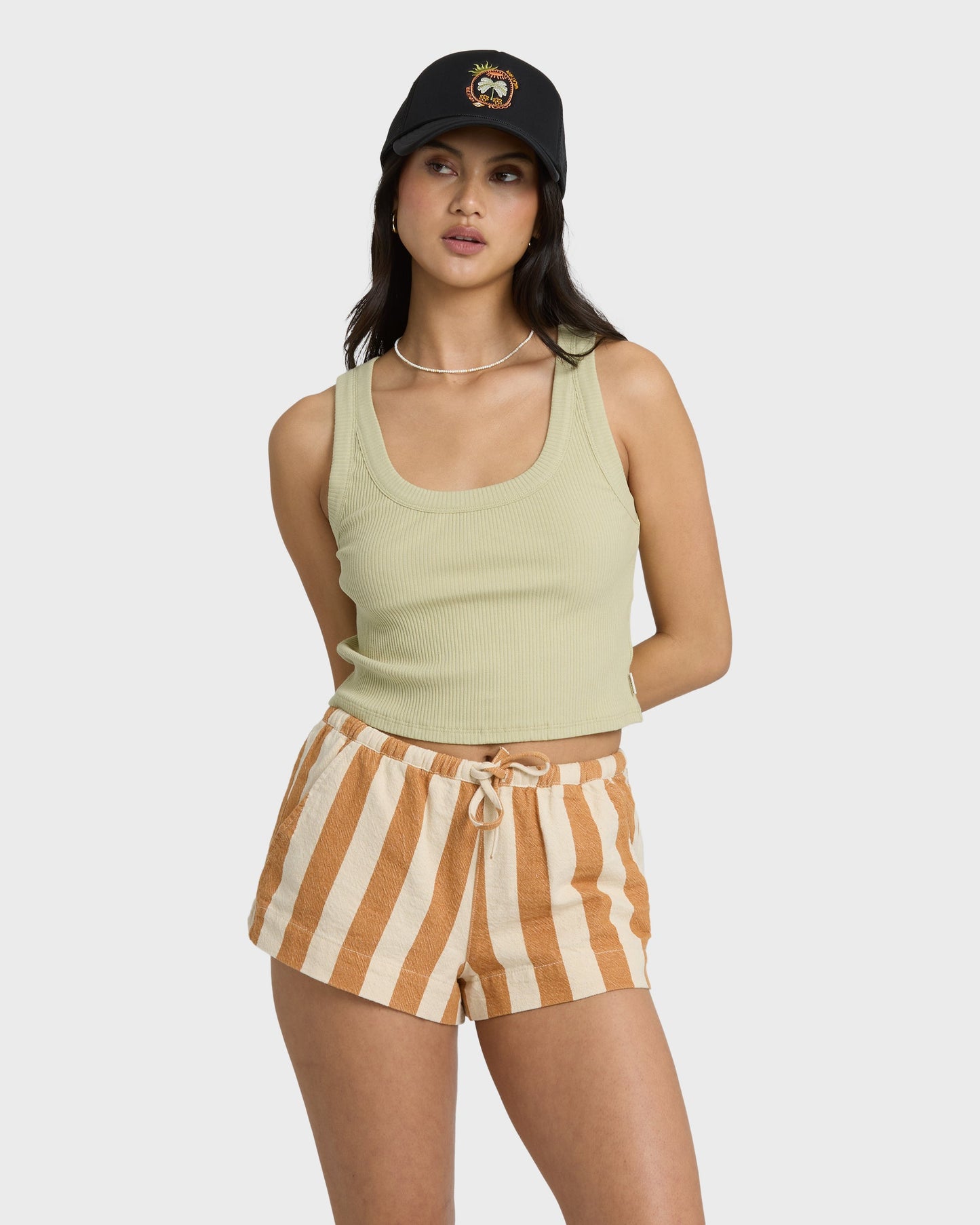 LOW-TIDE-SHORT-CARAMEL-CAFE-1