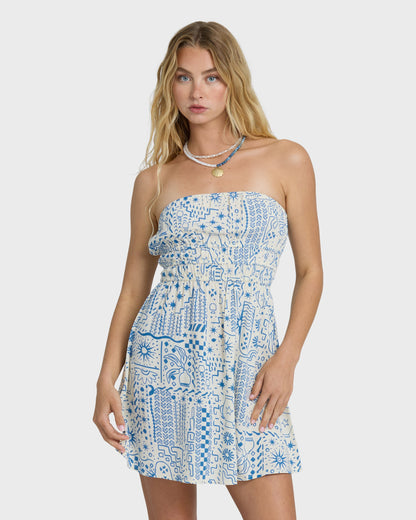 IN-THE-SKY-MINI-DRS-WHITE-CAP-1