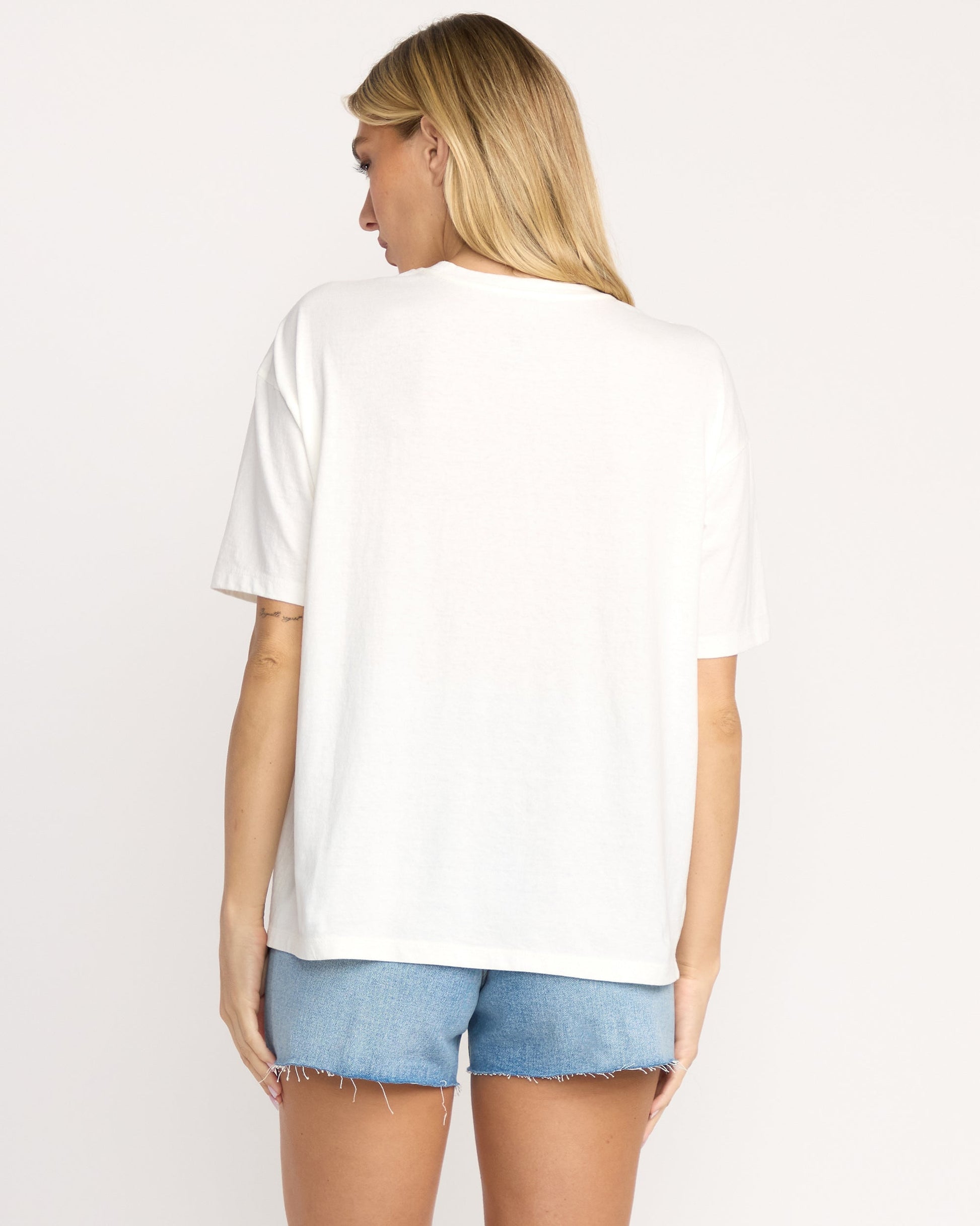 Where-Suns-Collide-Tee-Salt-Crystal-2