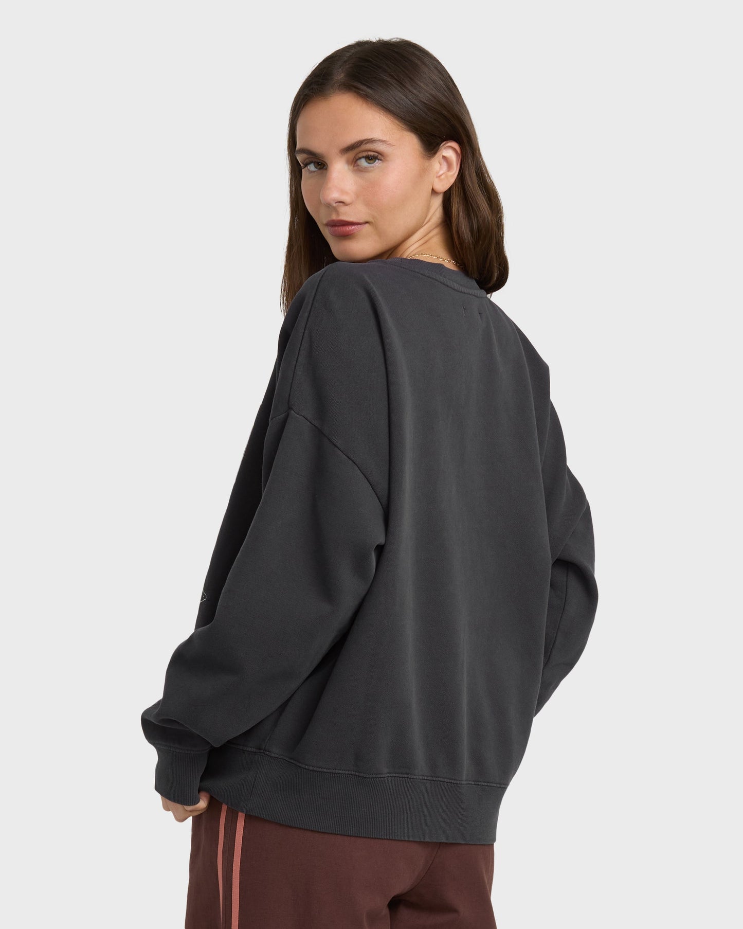 Echo-Crewneck-Sweatshirt-Black-2