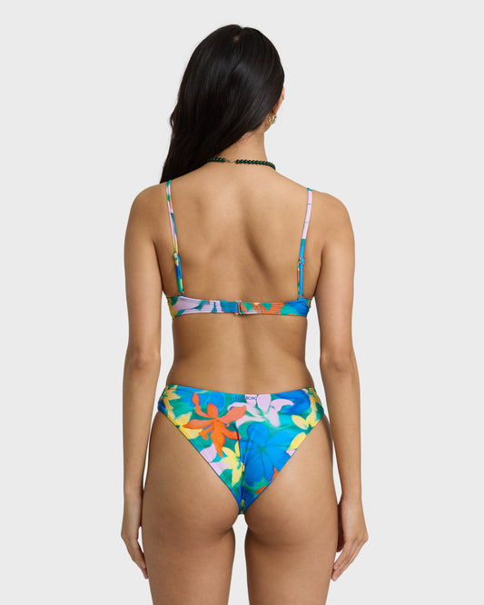 AGUA-FLORES-LEAH-UWIRE-BLUE-MULTI-2