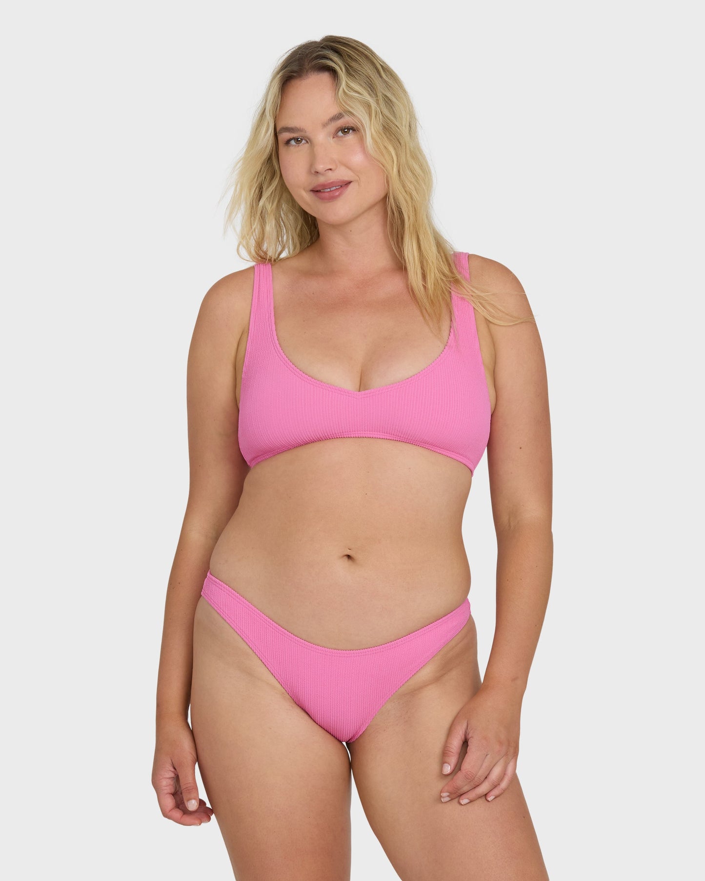 SUNRAYS-JESSE-TANK-GUAVA-6