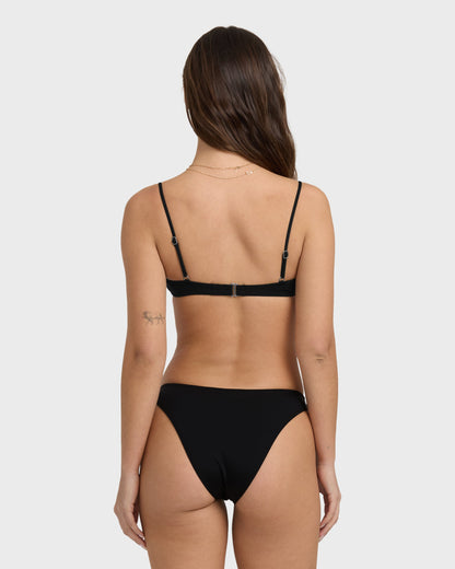 Sol-Searcher-Jaclyn-Crop-Bikini-Top-Black-Pebble-2
