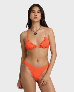HOT CORAL