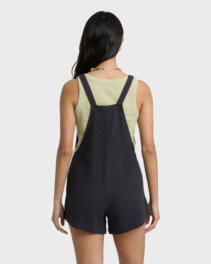BEACH-CRUSH-OVERALL-BLACK-SANDS-2