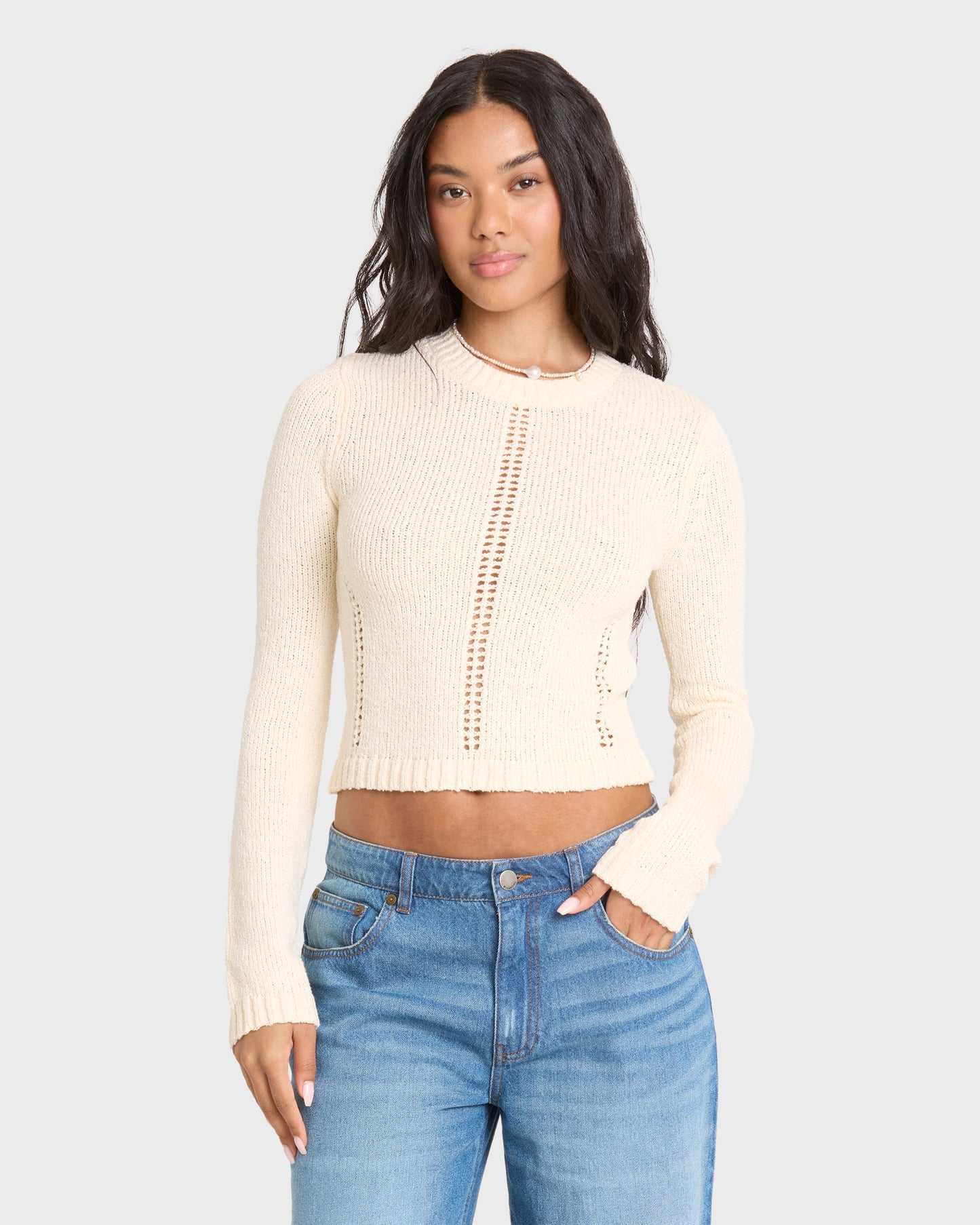 SWEET-CLARE-SWEATER-WHITE-CAP-1