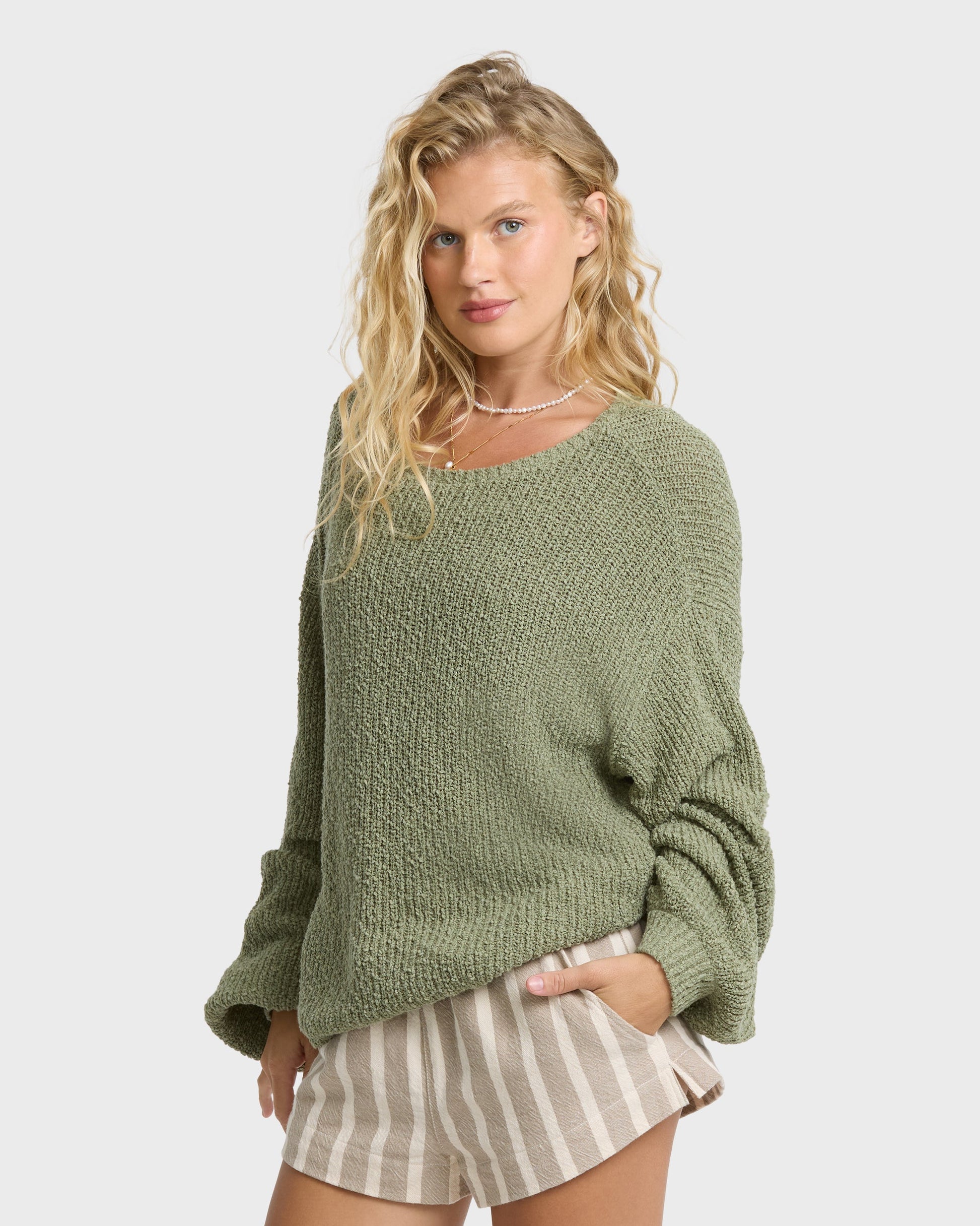 OPEN-AIR-SWEATER-ARMY-GREEN-4