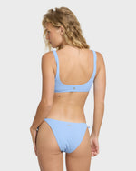 RISING-TIDE-TIE-SIDE-MAUI-BLUE-BELL-1