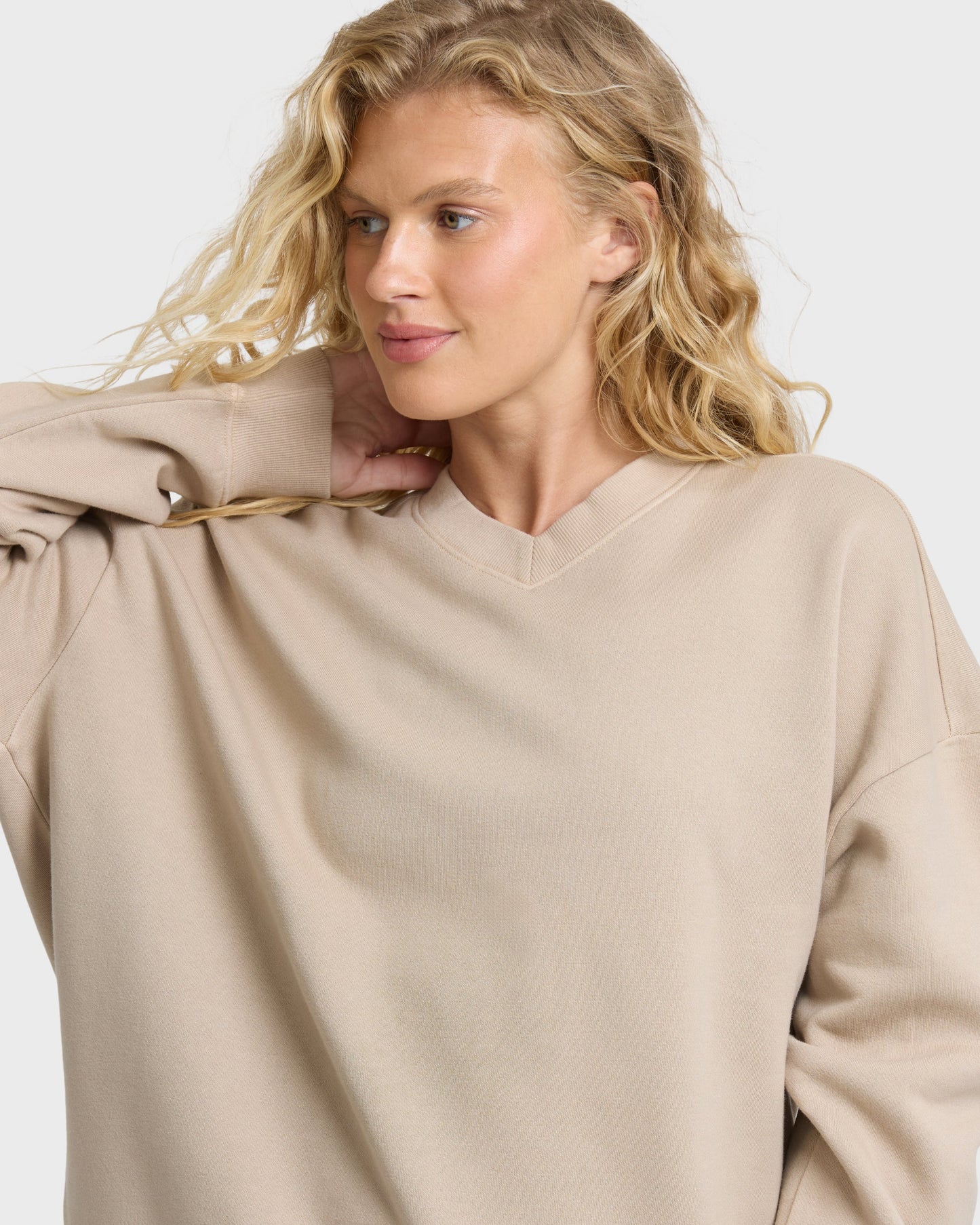 THAT-LIFE-V-NECK-CREW-FLC-COBBLESTONE-5