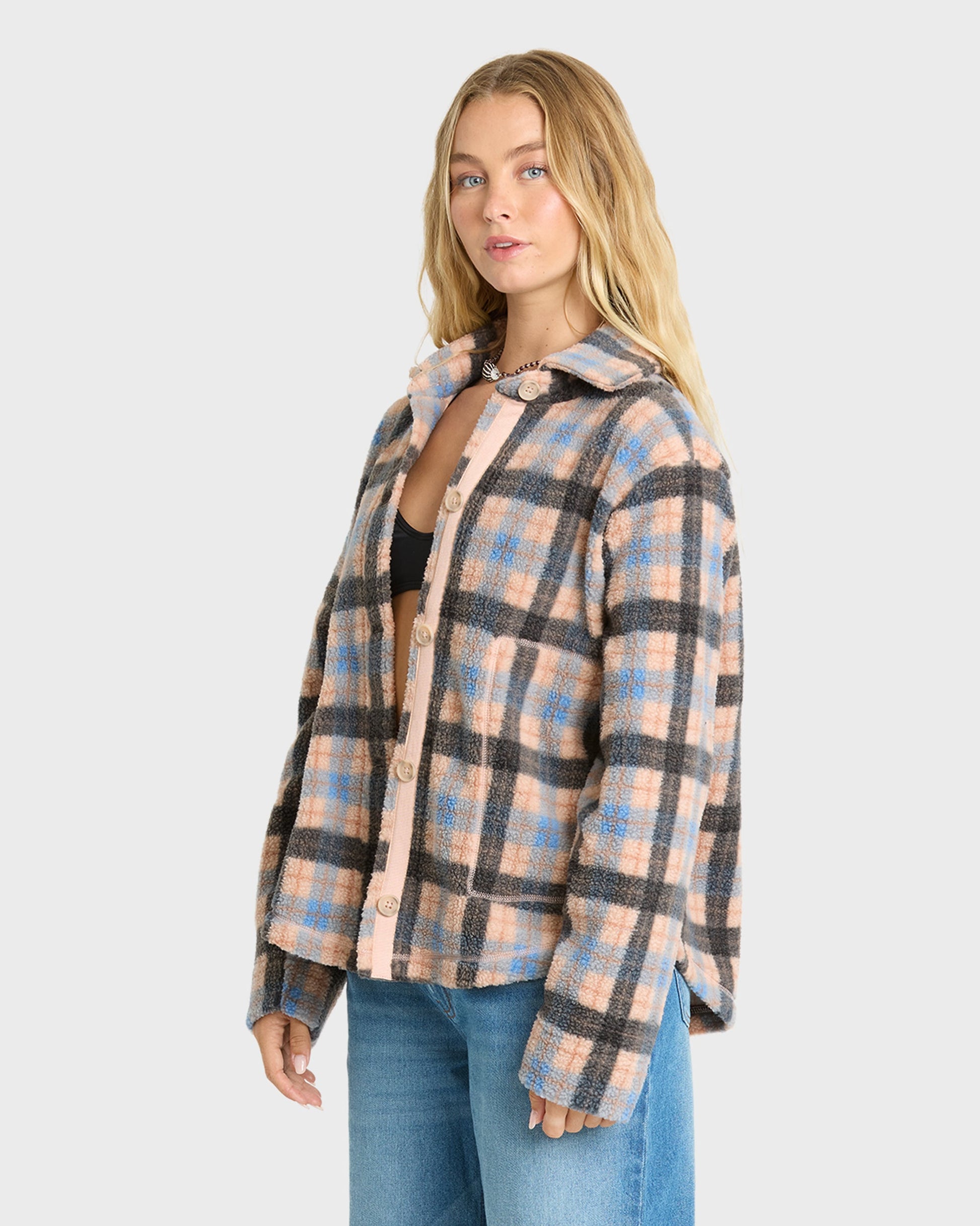 BREEZY-SHERPA-SHACKET-BLUE-BELL-4