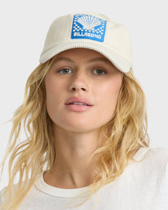 WHITE CAP
