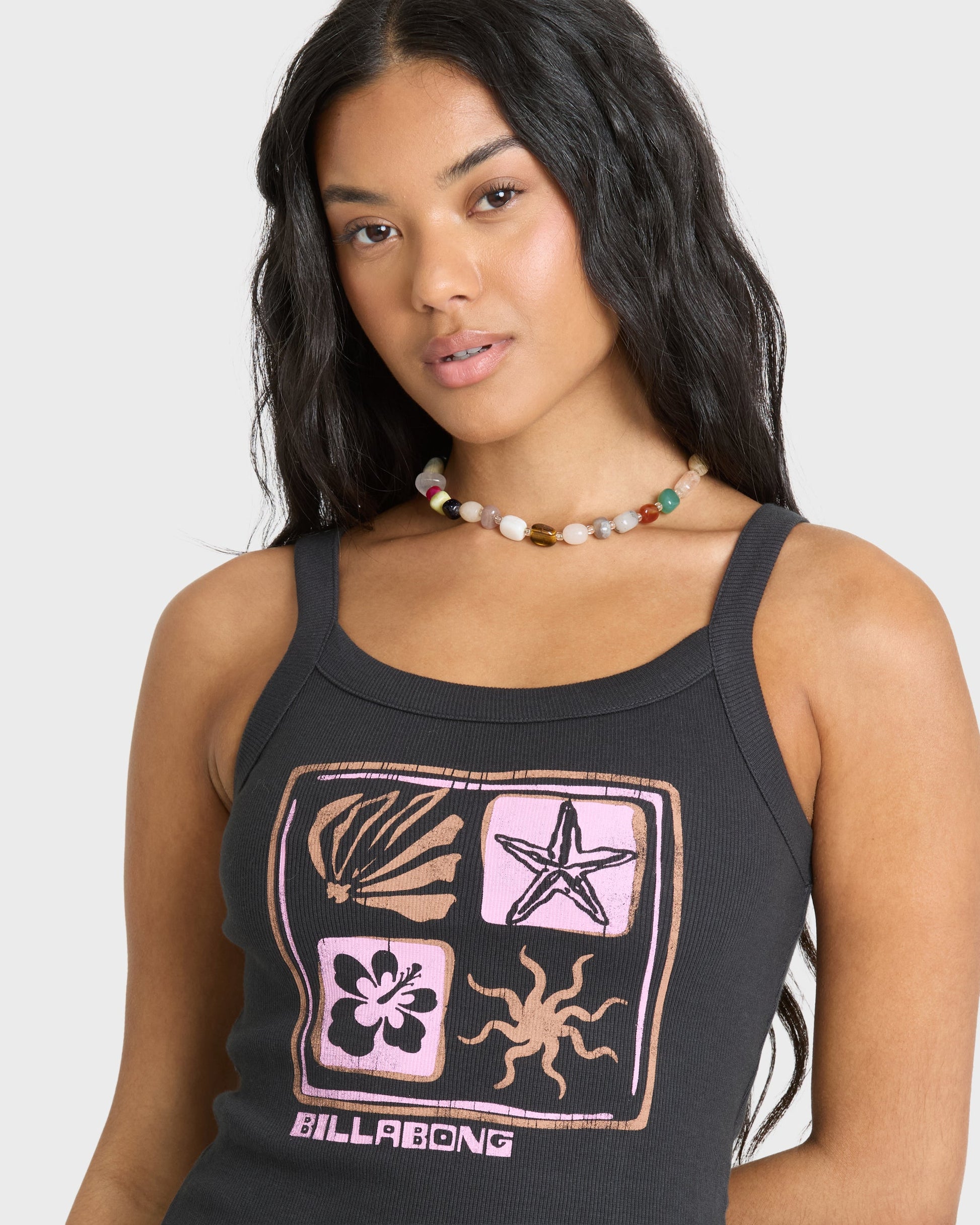 DAY-TRIP-FOREVER-TANK-BLACK-SANDS-5